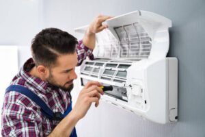 Five Tips When It’s Time to Contact a Company That Specializes in HVAC Repair